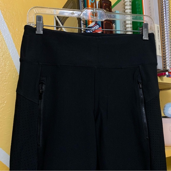 Athleta Stellar Crop Pant Leggings in Black Size Small - Picture 8 of 8